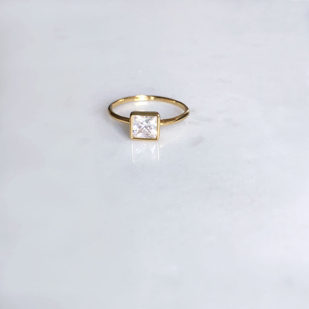 Square shape CZ ring #HC16008
